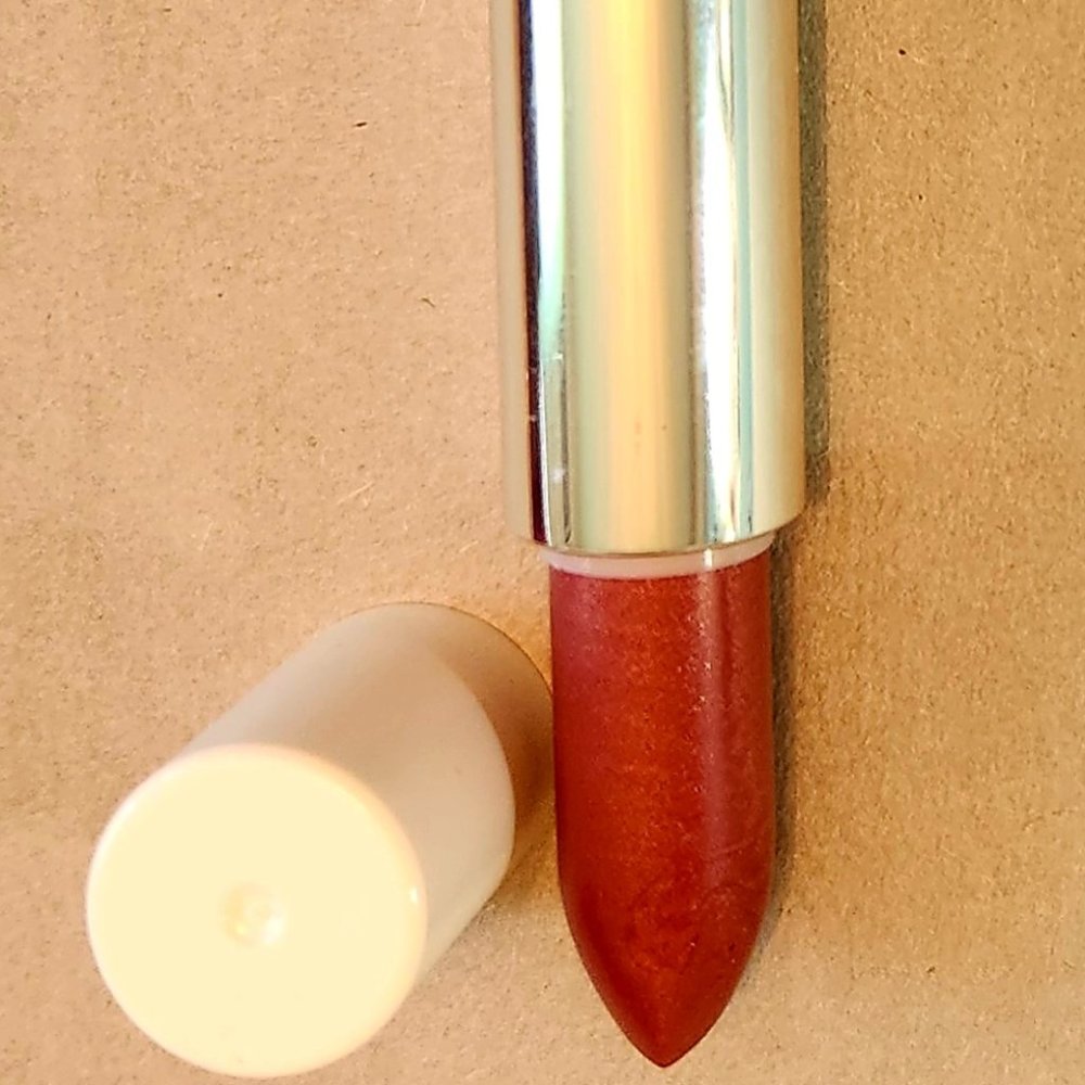FULL SIZE CLINIQUE HIGH IMPACT LIP COLOUR LIPSTICK in Very Currant (#25)